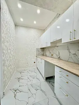 Satılır 2 otaqlı yeni tikili 60 m²