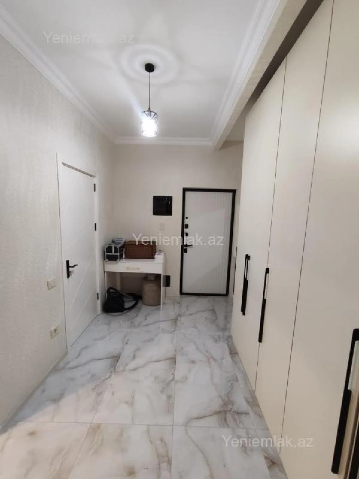 Satılır 2 otaqlı yeni tikili 57.5 m²