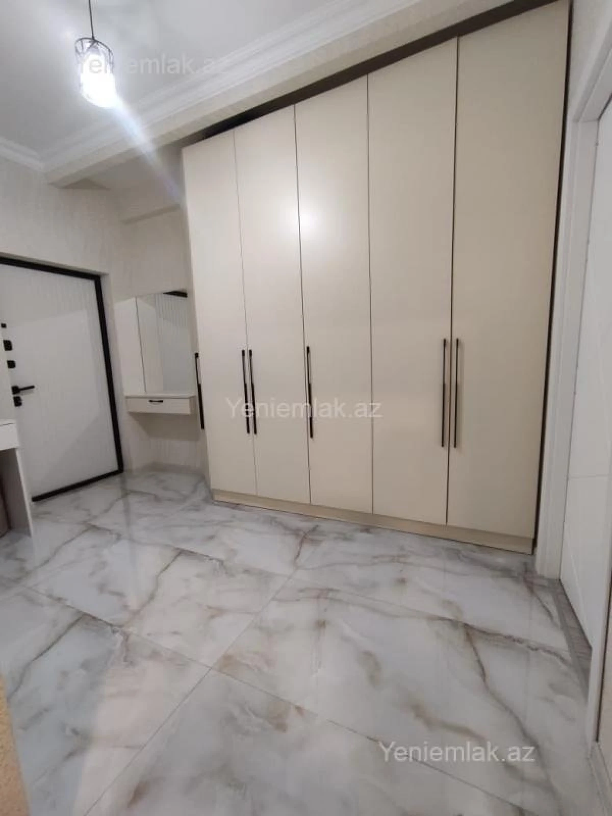 Satılır 2 otaqlı yeni tikili 57.5 m²