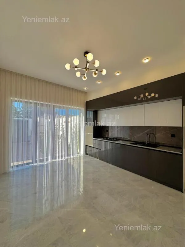 Satılır 4 otaqlı həyət evi 170 m²