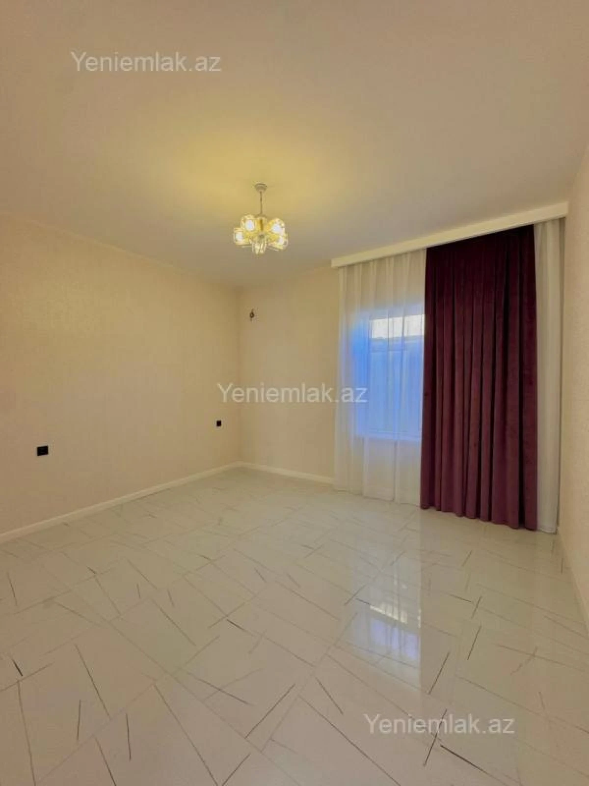 Satılır 4 otaqlı həyət evi 180 m²
