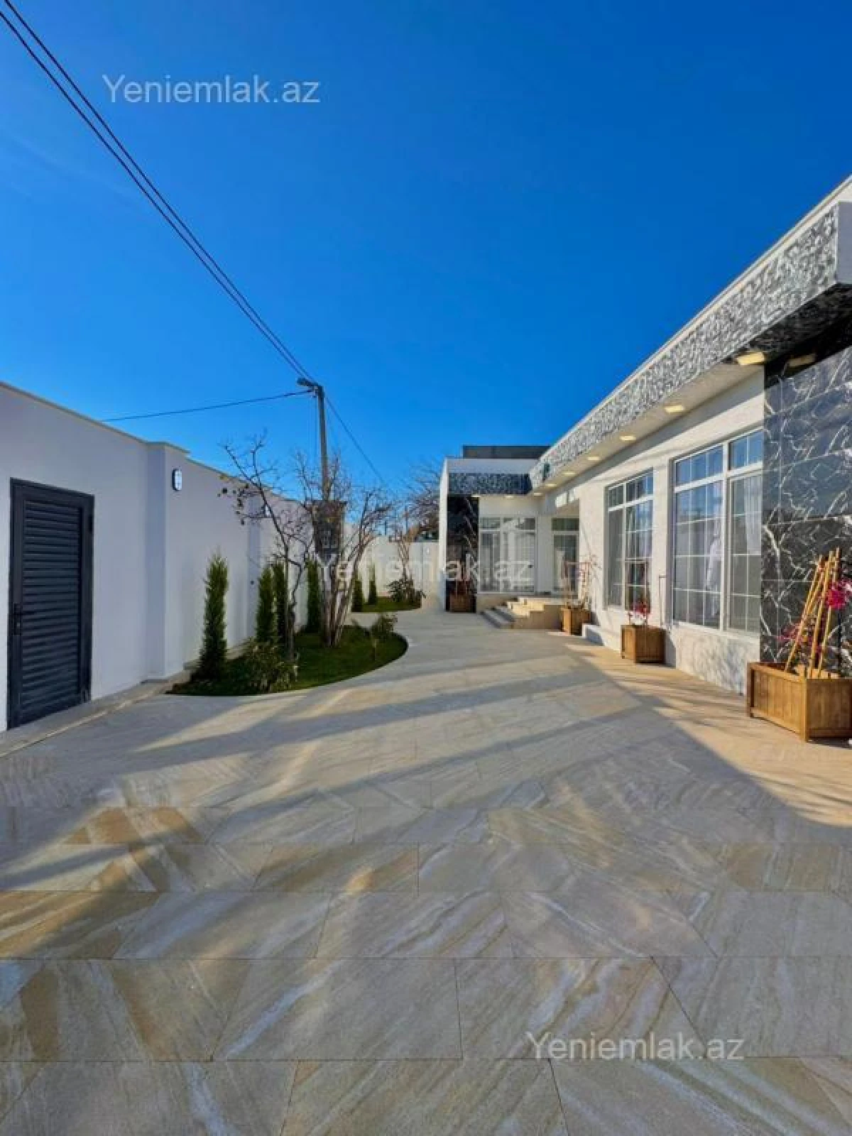 Satılır 4 otaqlı həyət evi 180 m²