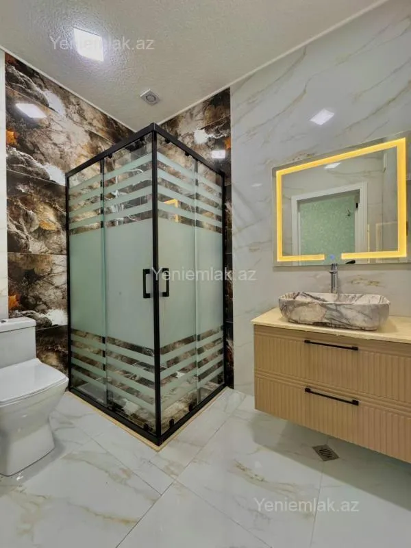 Satılır 4 otaqlı həyət evi 180 m²