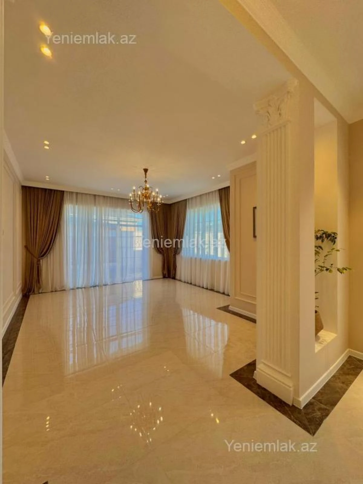 Satılır 4 otaqlı həyət evi 180 m²