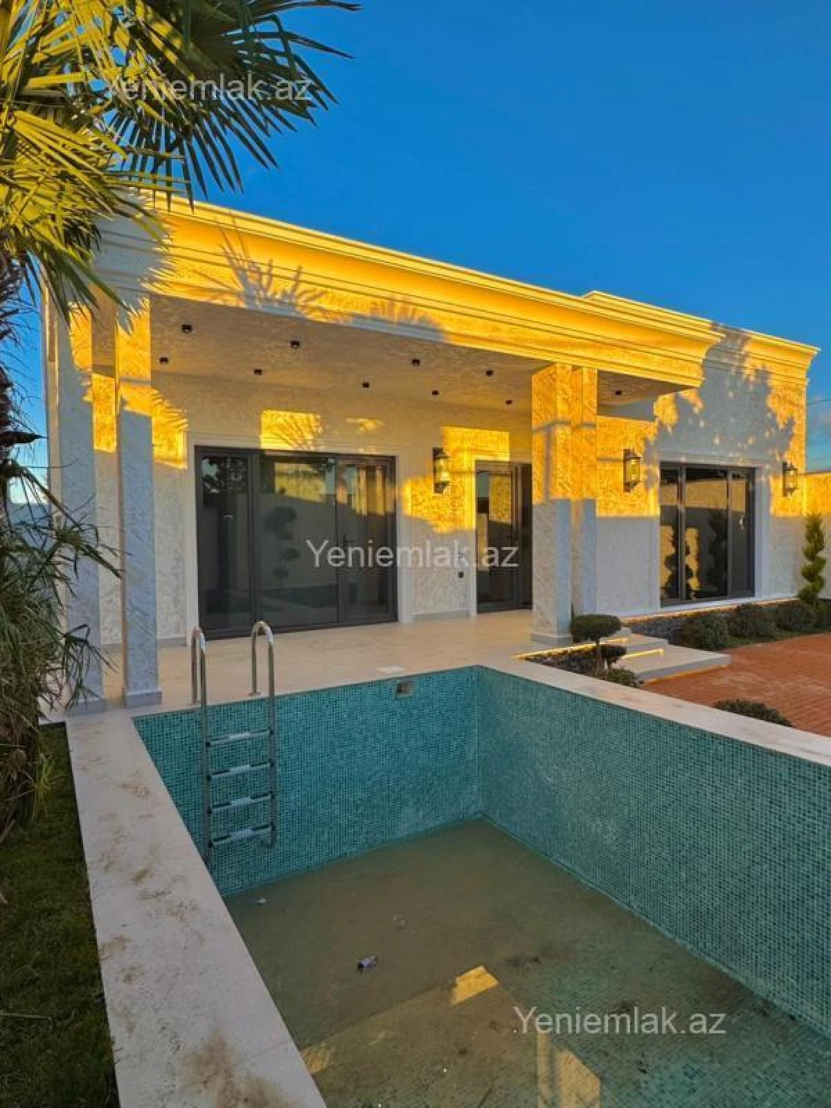 Satılır 4 otaqlı həyət evi 150 m²