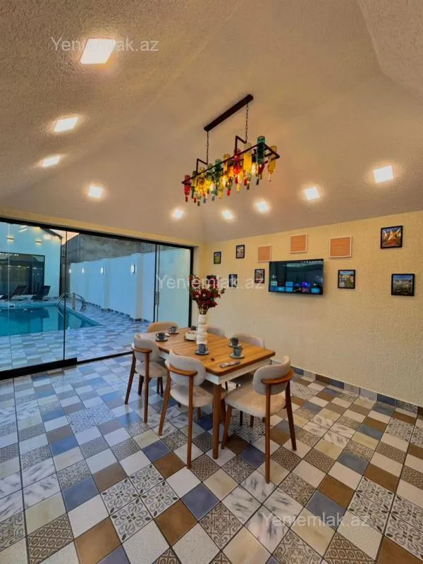 Satılır 4 otaqlı həyət evi 180 m²