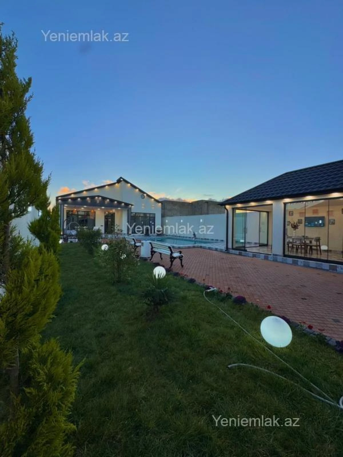 Satılır 4 otaqlı həyət evi 180 m²