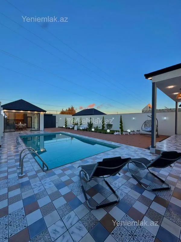 Satılır 4 otaqlı həyət evi 180 m²