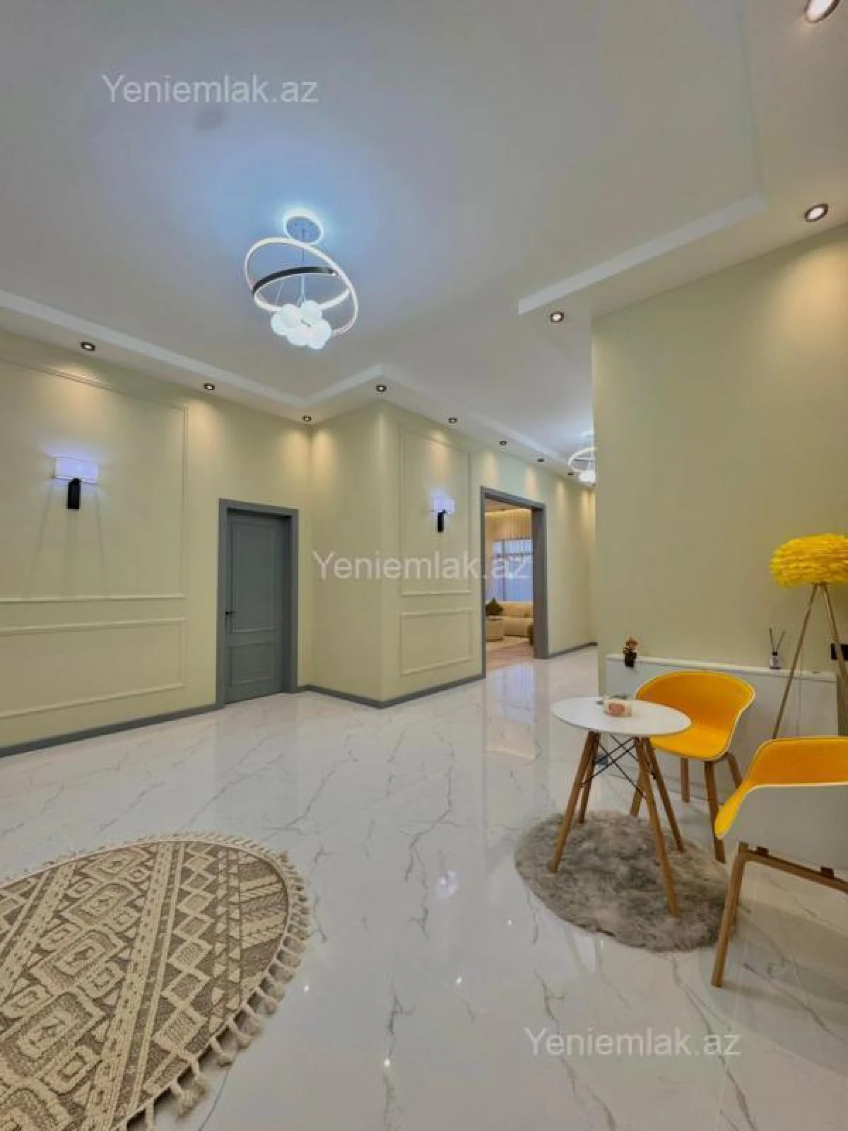 Satılır 4 otaqlı həyət evi 180 m²