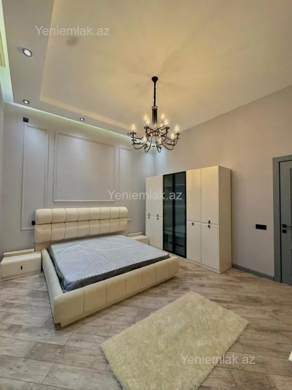 Satılır 4 otaqlı həyət evi 180 m²