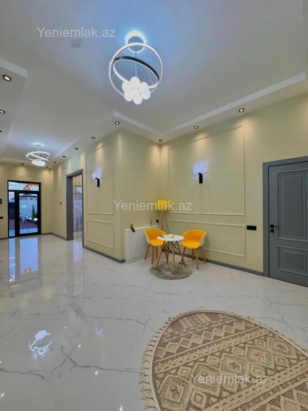 Satılır 4 otaqlı həyət evi 180 m²