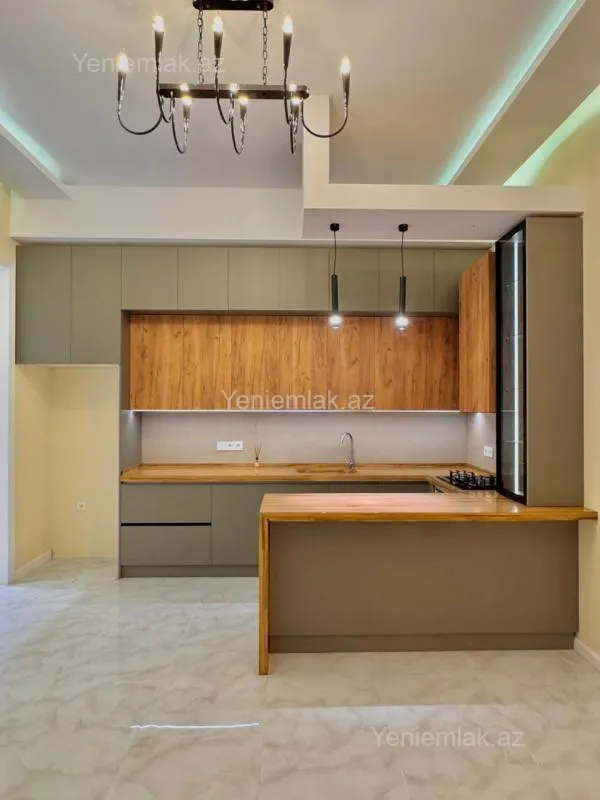 Satılır 4 otaqlı həyət evi 180 m²