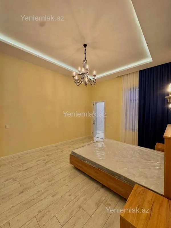 Satılır 4 otaqlı həyət evi 180 m²