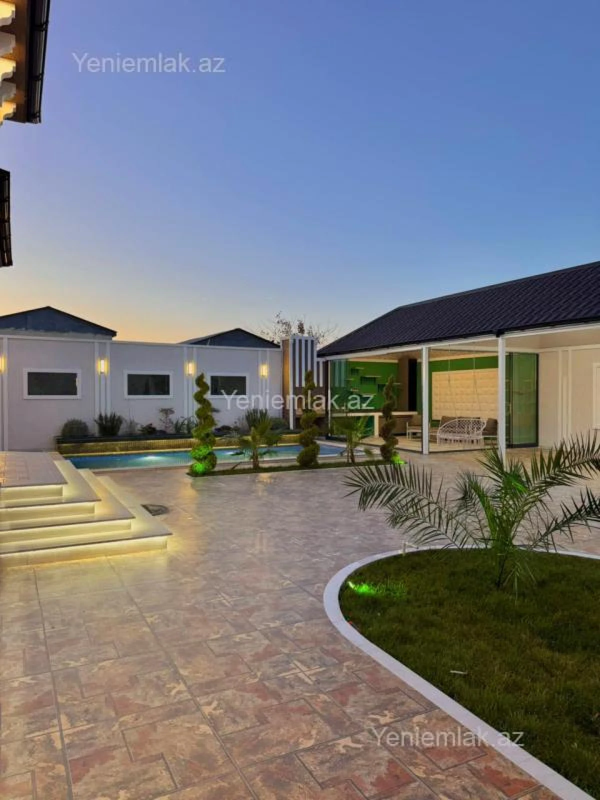 Satılır 4 otaqlı həyət evi 180 m²