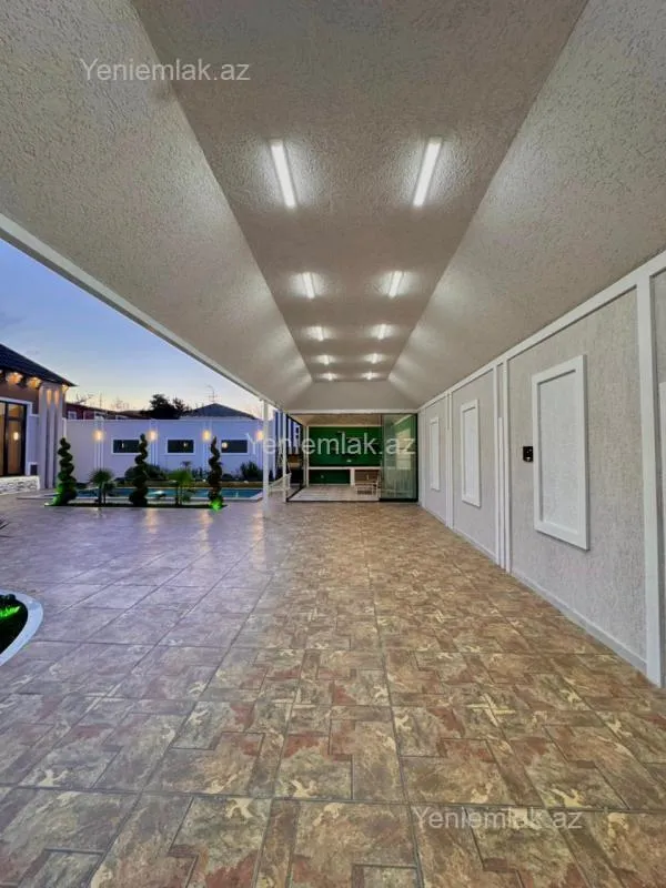 Satılır 4 otaqlı həyət evi 180 m²