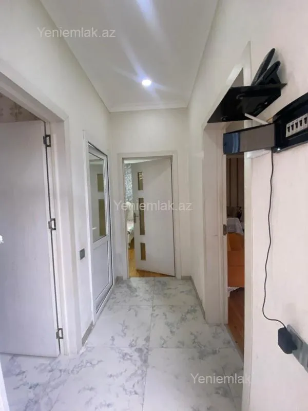Satılır 2 otaqlı həyət evi 68 m²