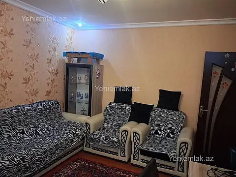 Satılır 3 otaqlı köhnə tikili 70 m² — Sumqayıt, 3-cü mikrorayon 3 otaq 70.00 m²