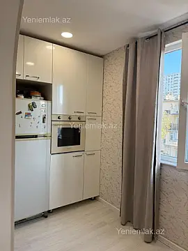 Satılır 3 otaqlı köhnə tikili 75 m²