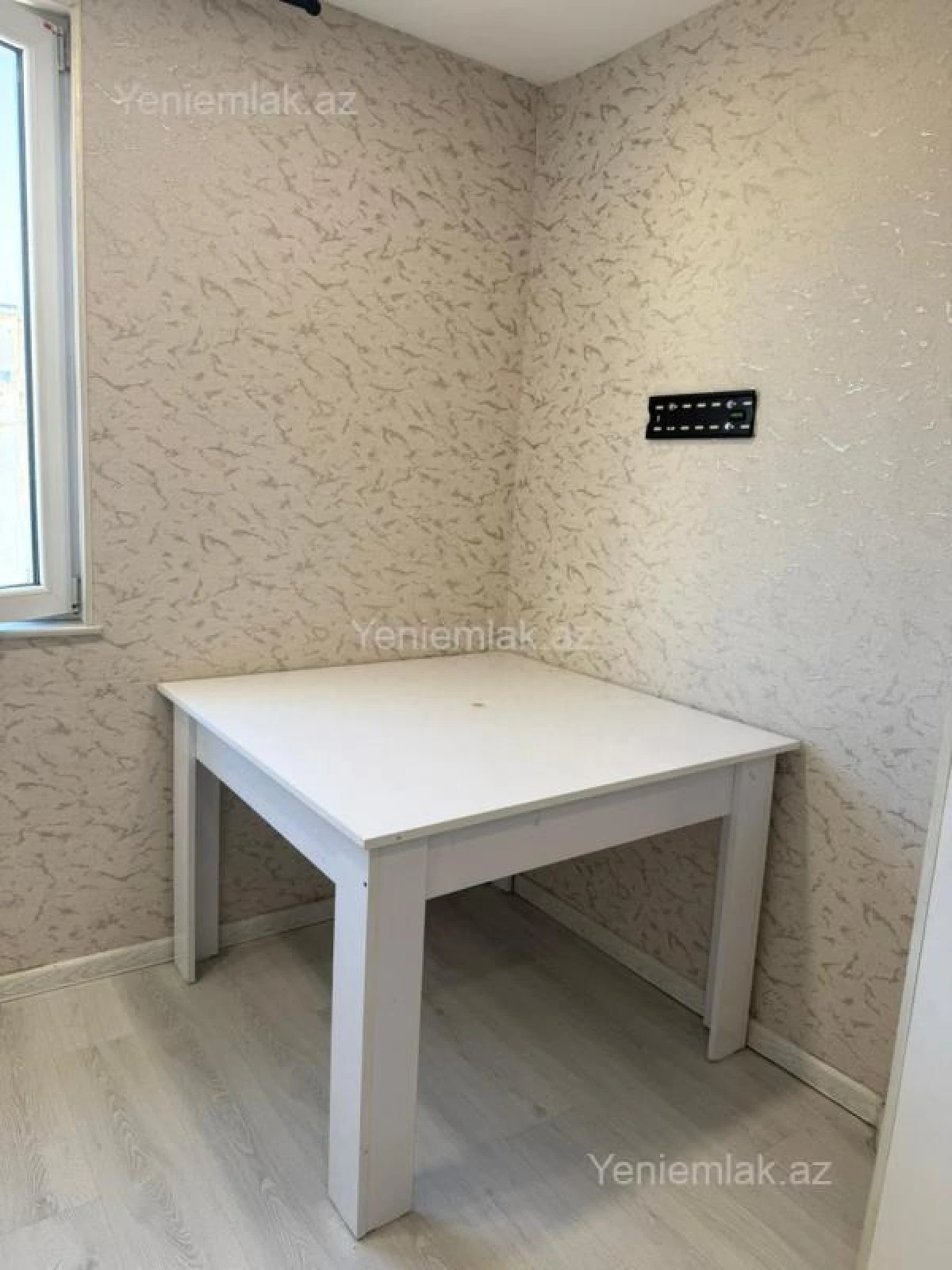 Satılır 3 otaqlı köhnə tikili 75 m²