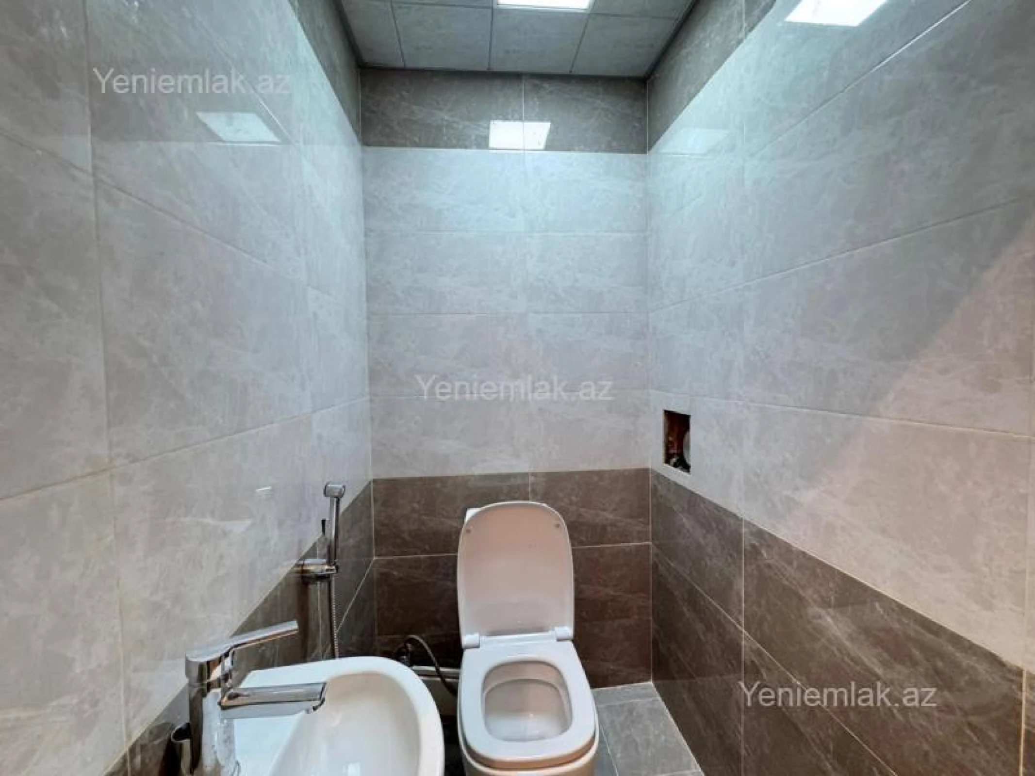 Satılır 5 otaqlı yeni tikili 147.3 m²