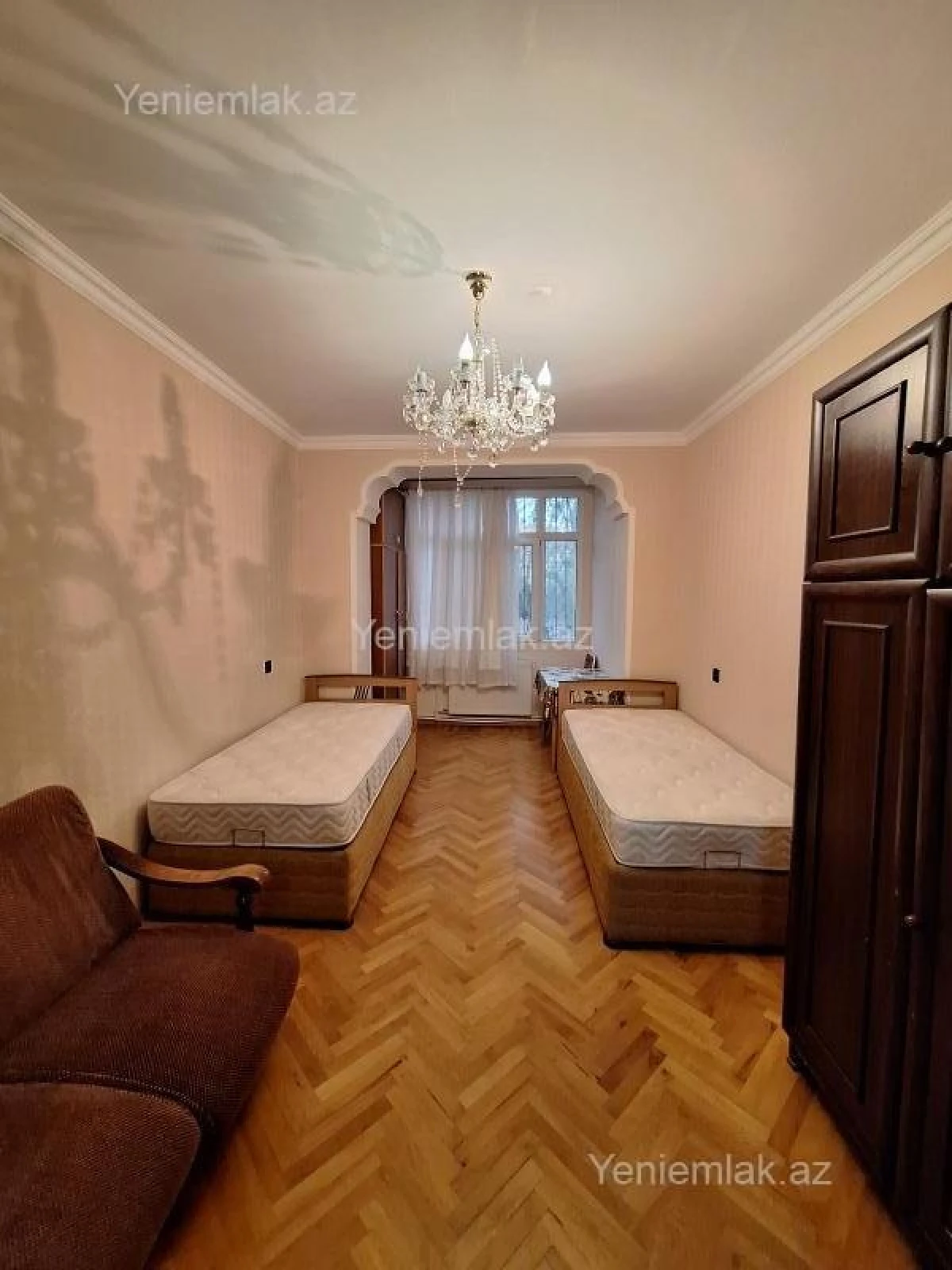 Satılır 5 otaqlı köhnə tikili 120 m²