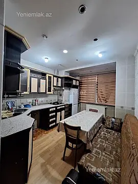 Satılır 5 otaqlı köhnə tikili 120 m² — Sumqayıt, 2-ci mikrorayon 5 otaq 120.00 m²