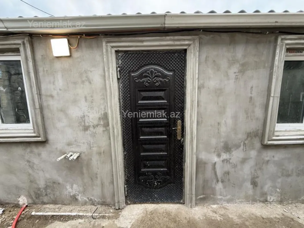Satılır 1 otaqlı həyət evi 38 m²