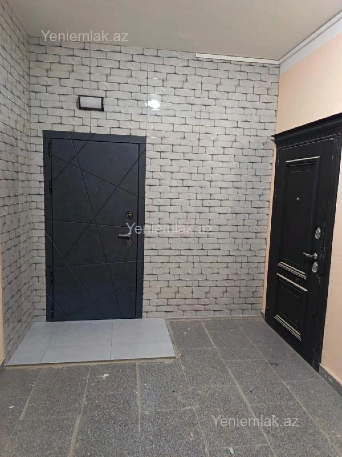 Satılır 2 otaqlı yeni tikili 85 m²