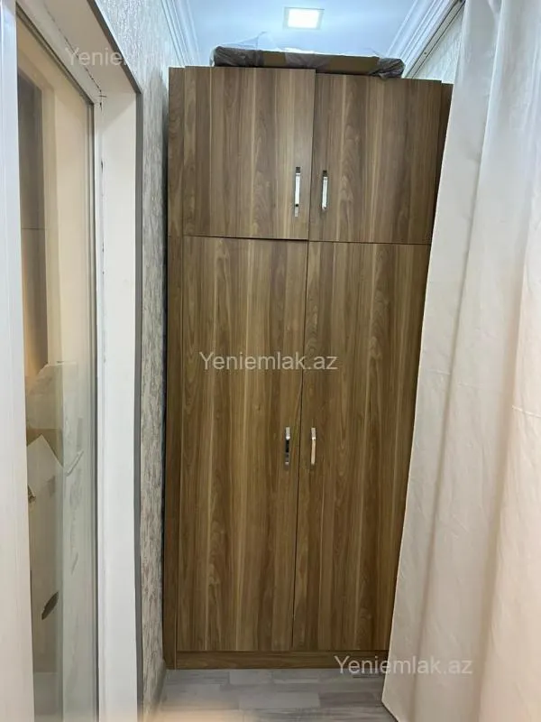 Satılır 3 otaqlı köhnə tikili 75 m²