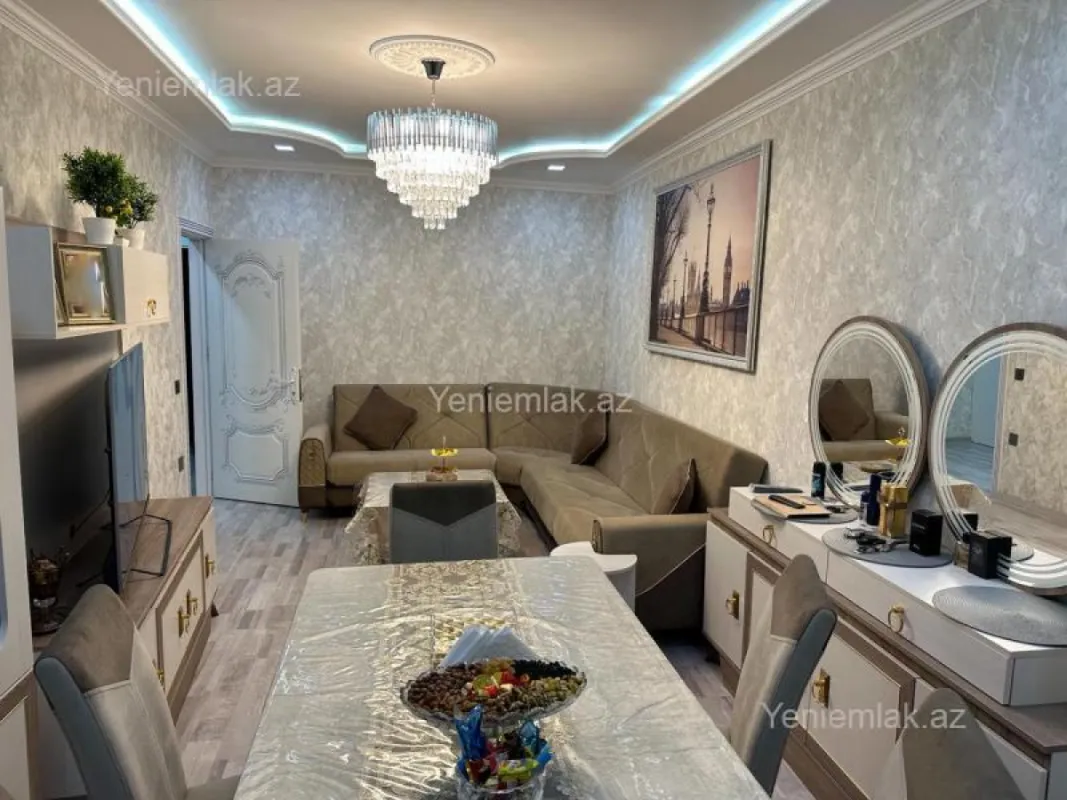 Satılır 3 otaqlı köhnə tikili 75 m²