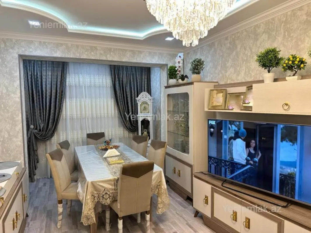 Satılır 3 otaqlı köhnə tikili 75 m²