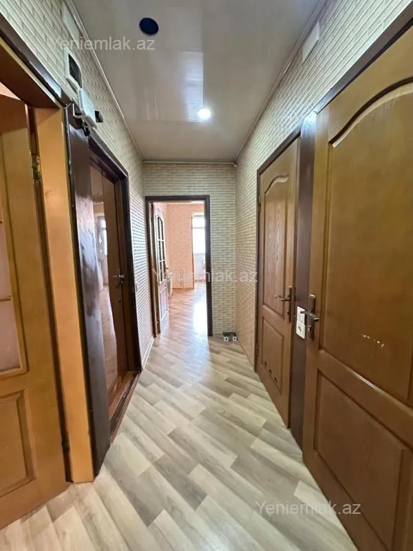 Satılır 3 otaqlı köhnə tikili 60 m²
