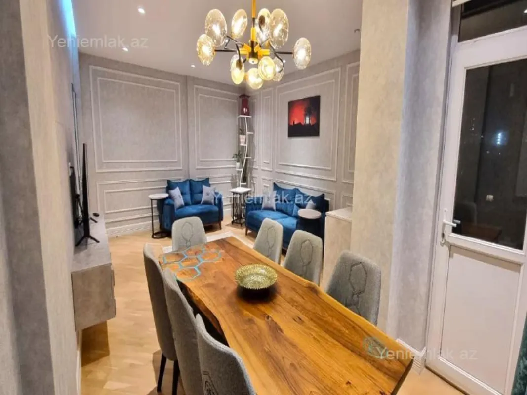 Satılır 3 otaqlı yeni tikili 120 m²