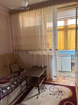 Satılır 2 otaqlı köhnə tikili 55 m²