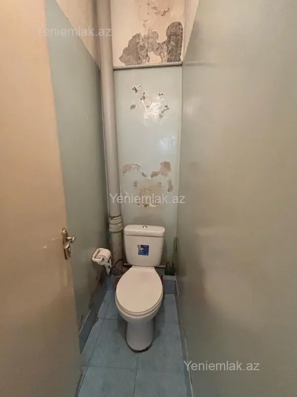 Satılır 2 otaqlı köhnə tikili 55 m²