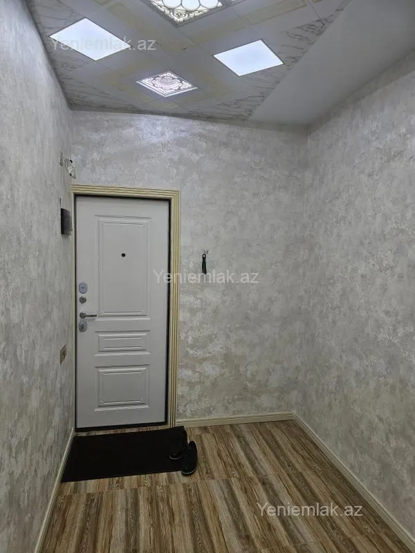 Satılır 3 otaqlı köhnə tikili 77 m²