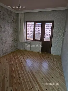 Satılır 3 otaqlı köhnə tikili 77 m²