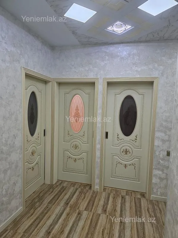Satılır 3 otaqlı köhnə tikili 77 m²