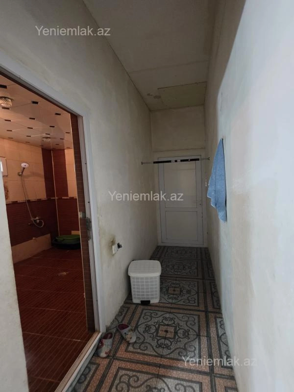 Satılır 6 otaqlı həyət evi 240 m²
