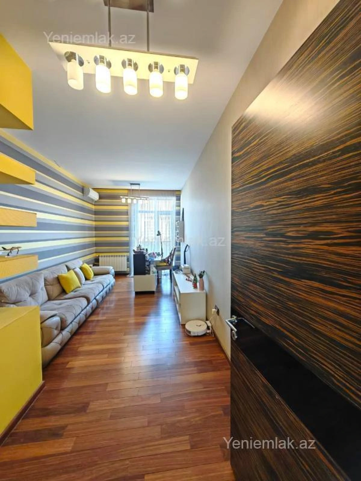 Satılır 4 otaqlı yeni tikili 183 m²