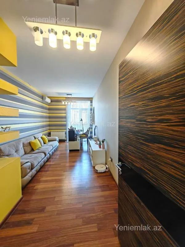 Satılır 4 otaqlı yeni tikili 183 m²