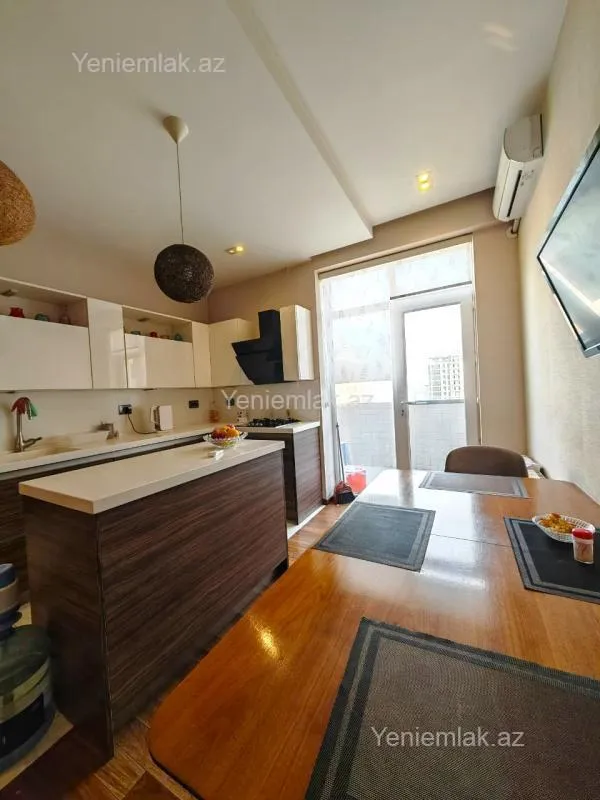 Satılır 4 otaqlı yeni tikili 183 m²