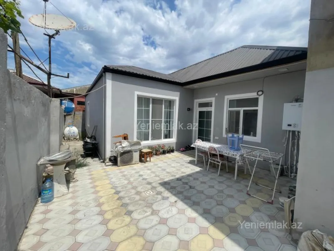 Satılır 3 otaqlı həyət evi 110 m²