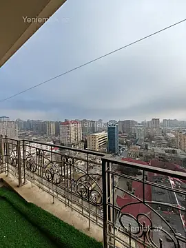 Satılır 4 otaqlı yeni tikili 205 m²