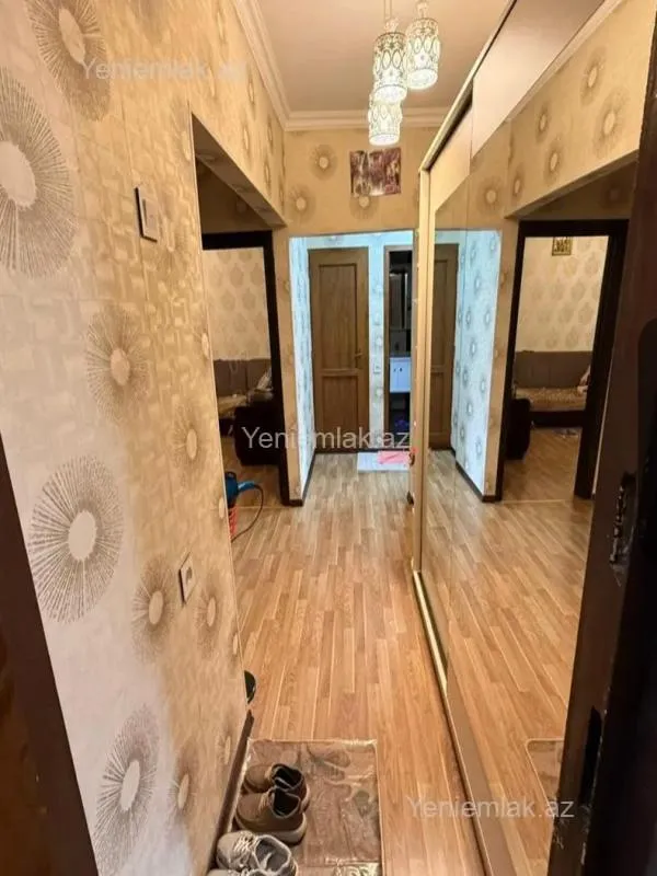 Satılır 3 otaqlı köhnə tikili 80 m²