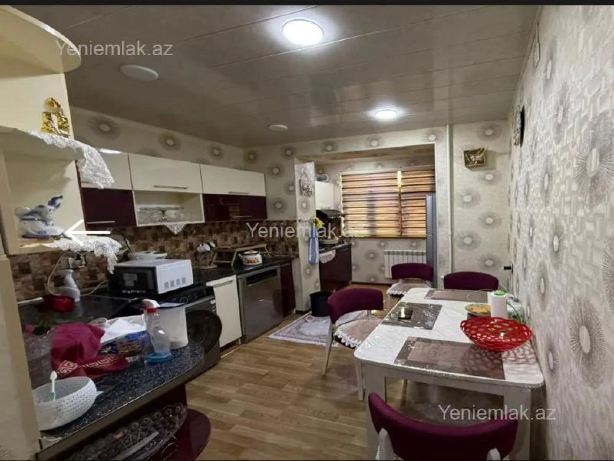 Satılır 3 otaqlı köhnə tikili 80 m²