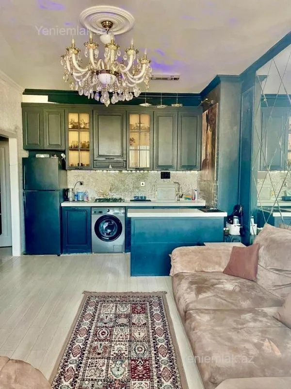 Satılır 3 otaqlı yeni tikili 75 m²