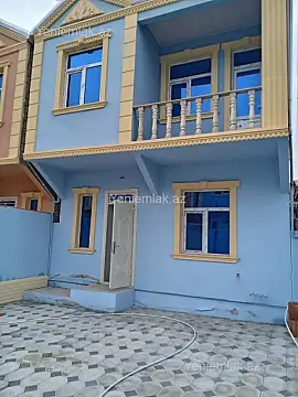Satılır 4 otaqlı həyət evi 100 m²