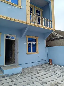 Satılır 4 otaqlı həyət evi 100 m² — Xırdalan 4 otaq 100.00 m²