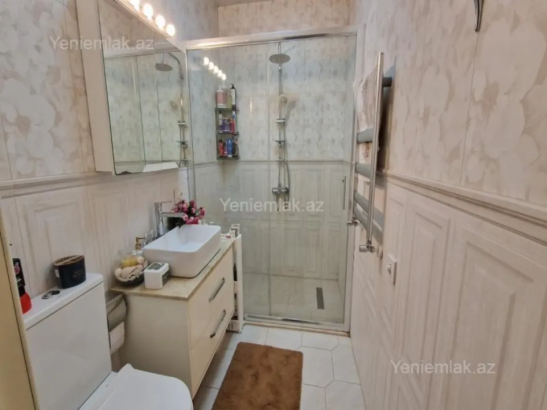 Satılır 2 otaqlı yeni tikili 50 m²